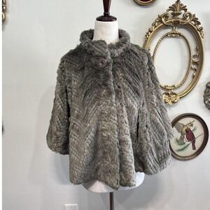 Sisters Outerwear Vintage Aesthetic Taupe Chevron Faux Fur Capelet XL
